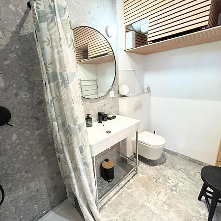 L'auberge Maillochon- 6 Personnes- 3 Chambres- Gare Hébergement de vacances Poitiers