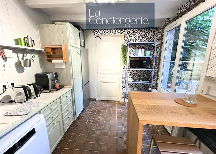 Holiday home L'auberge Maillochon- 6 Personnes- 3 Chambres- Gare Poitiers